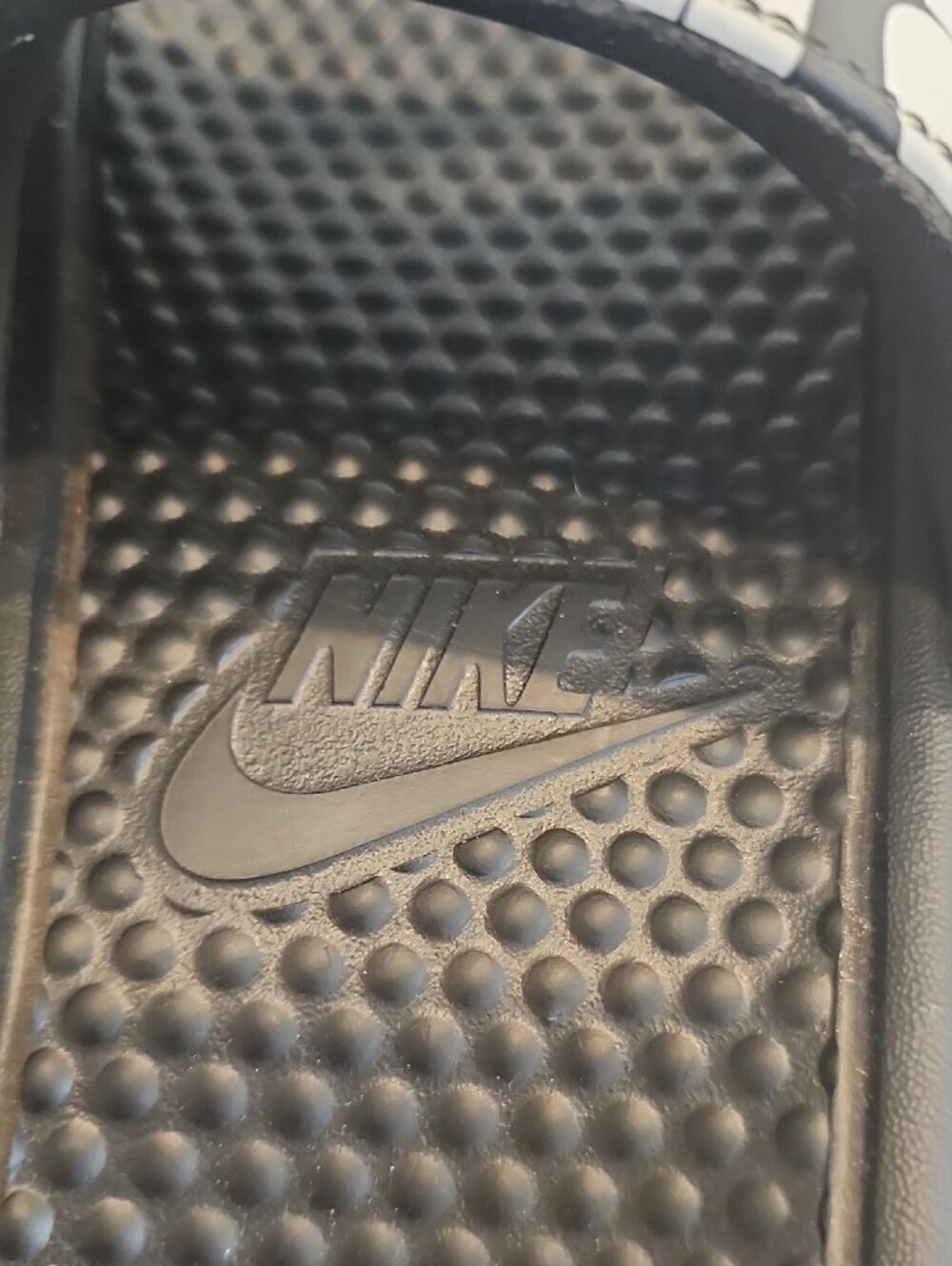 Nike Black & White 'Just Do It' Slide Sandals - Fantastic Condition- Size 9 [V1] - Picture 11 of 12